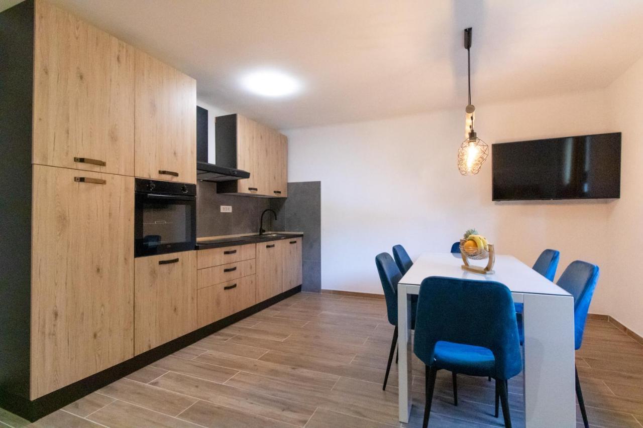 Apartment Lily Center *