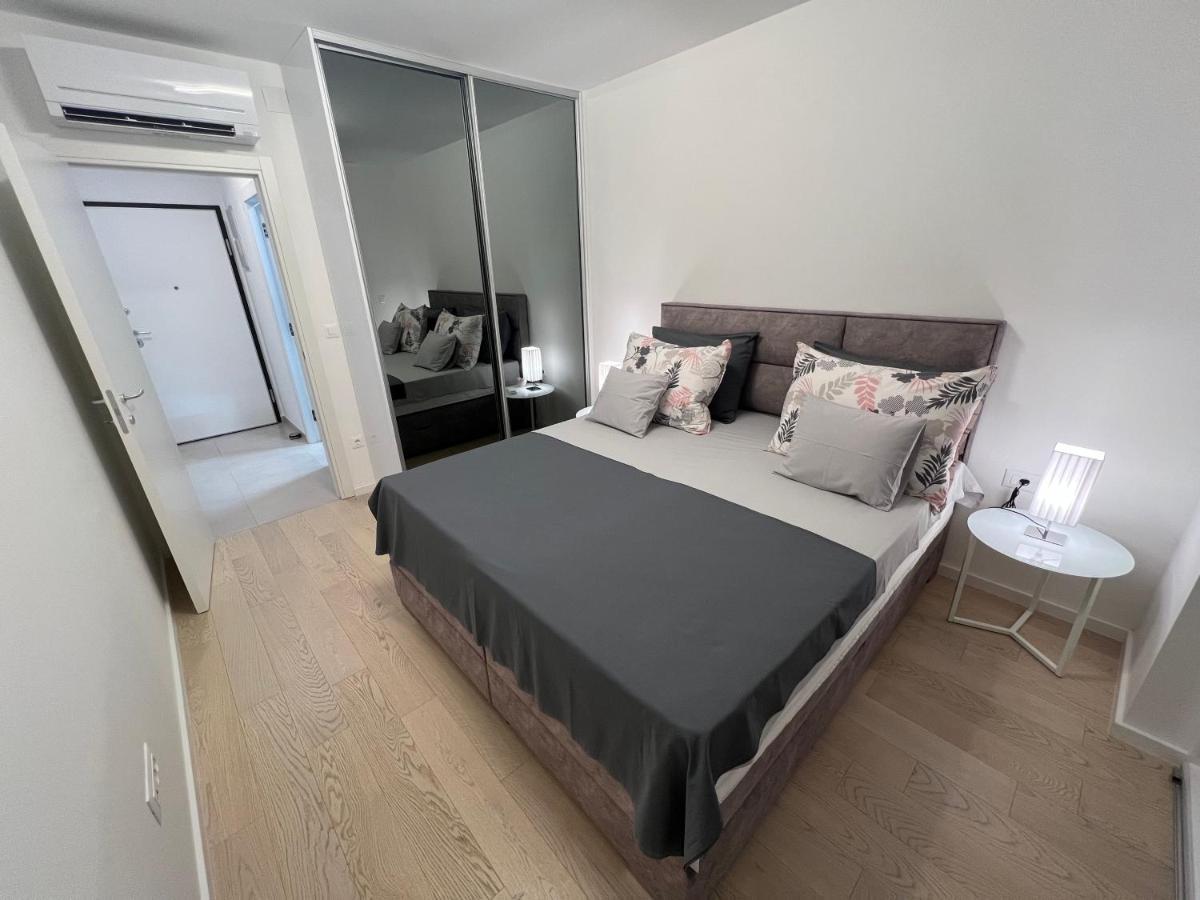 Apartman Addenda With Free Garage Parking Apartment *