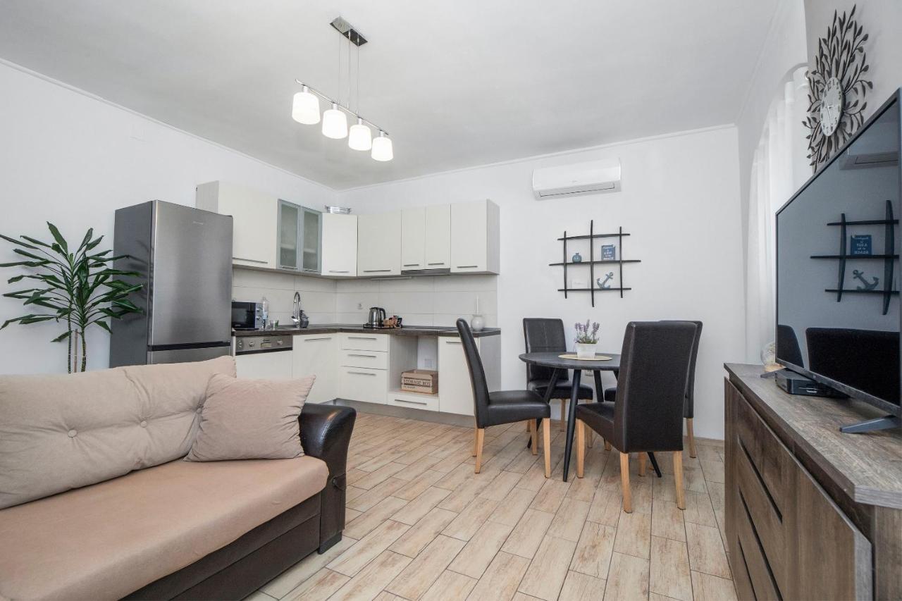 Apartment Feratjer *