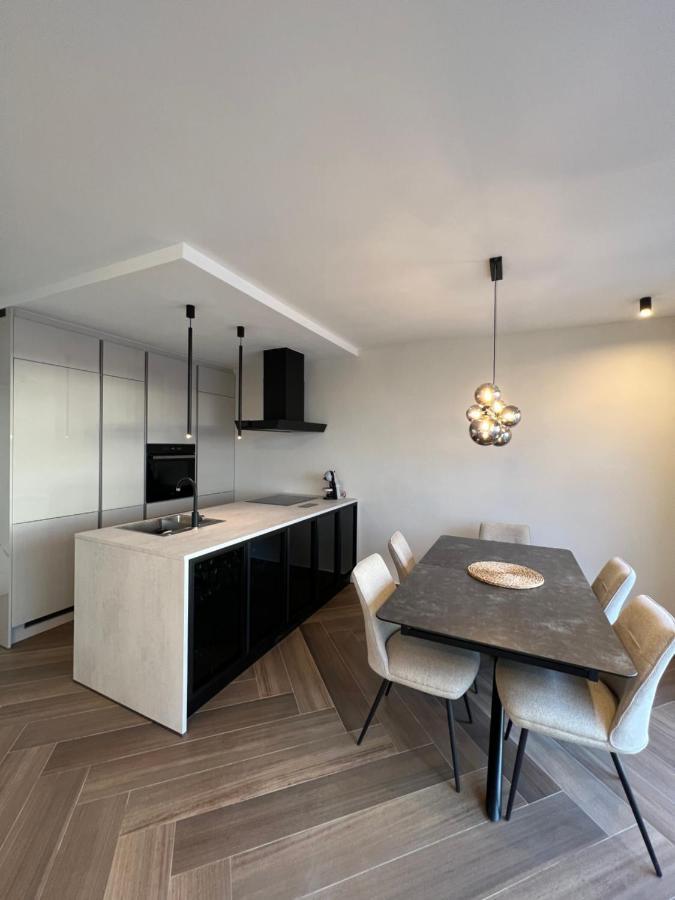 Touch The Sky Apartment Split