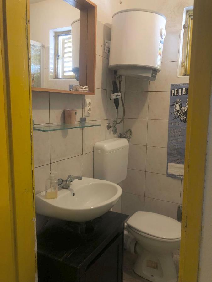 Double With Shared Bathroom Apartman *