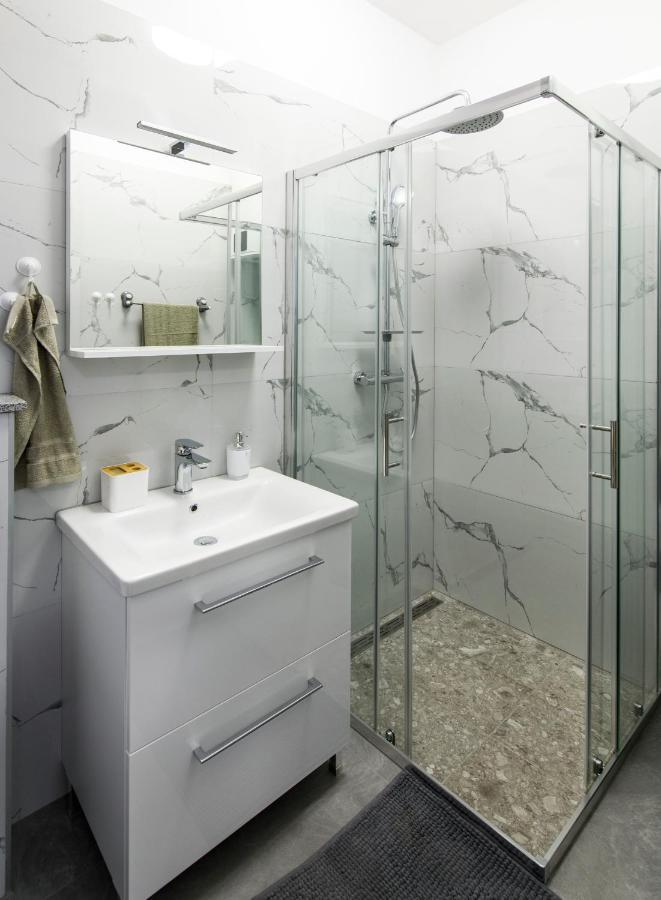 Delalle Apartman *