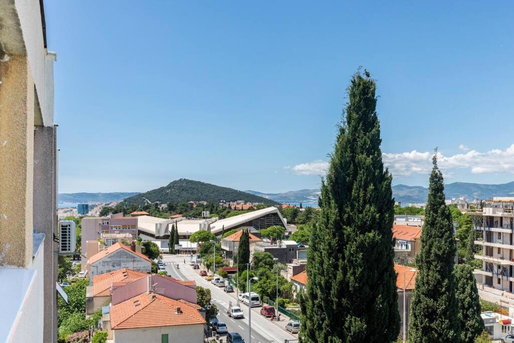 Apartment Dorna Near Center And Bacvice *