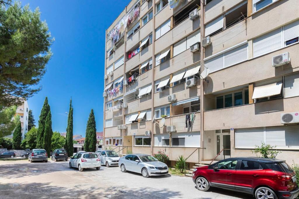 Dorna Near Center And Bacvice * Split