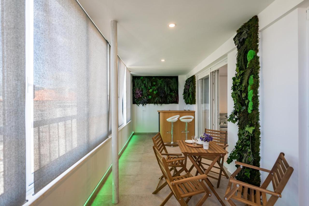 Penthouse With View In Center Apartman *