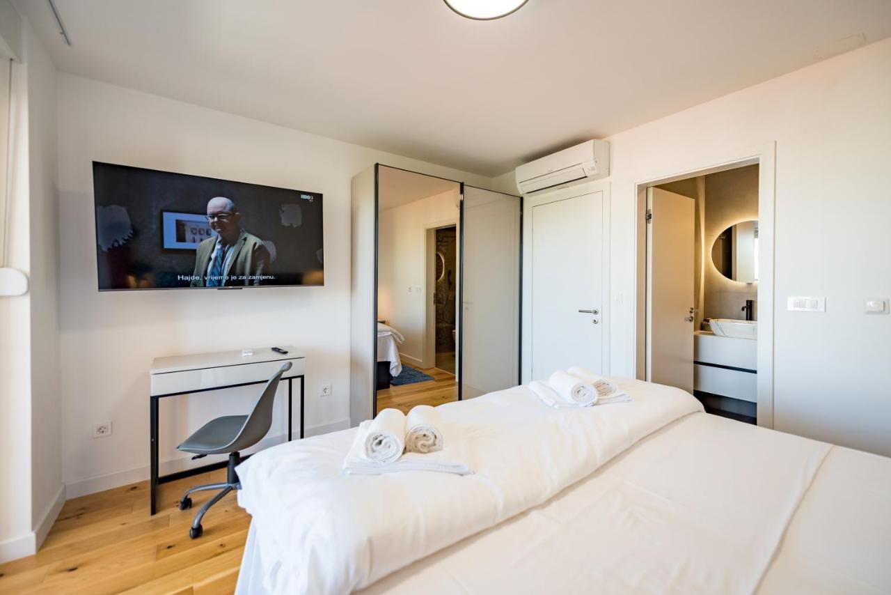 Penthouse With View In Center Apartman *