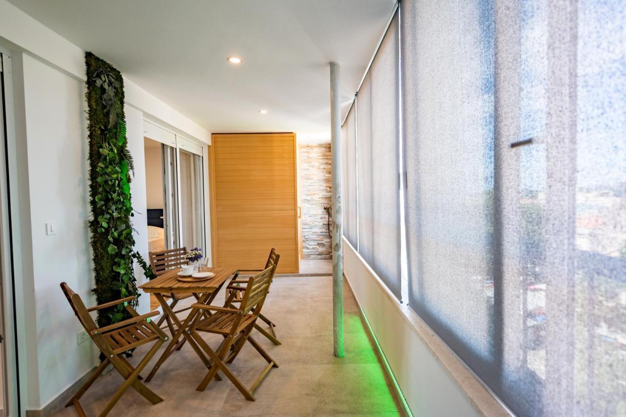 Penthouse With View In Center * Split