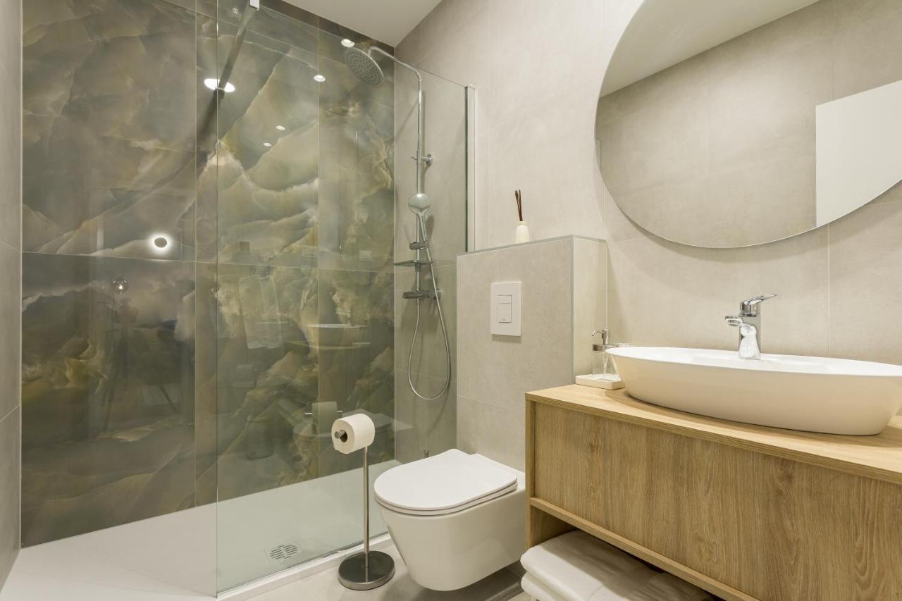 Floor Luxury * Split