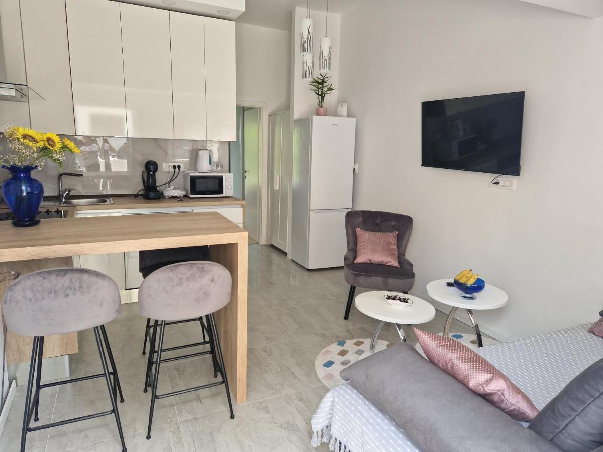 Apartman Leana Apartment *
