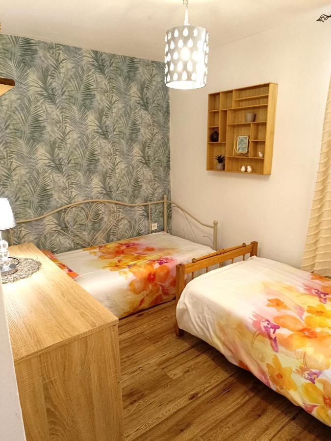 In Mind Apartment Split