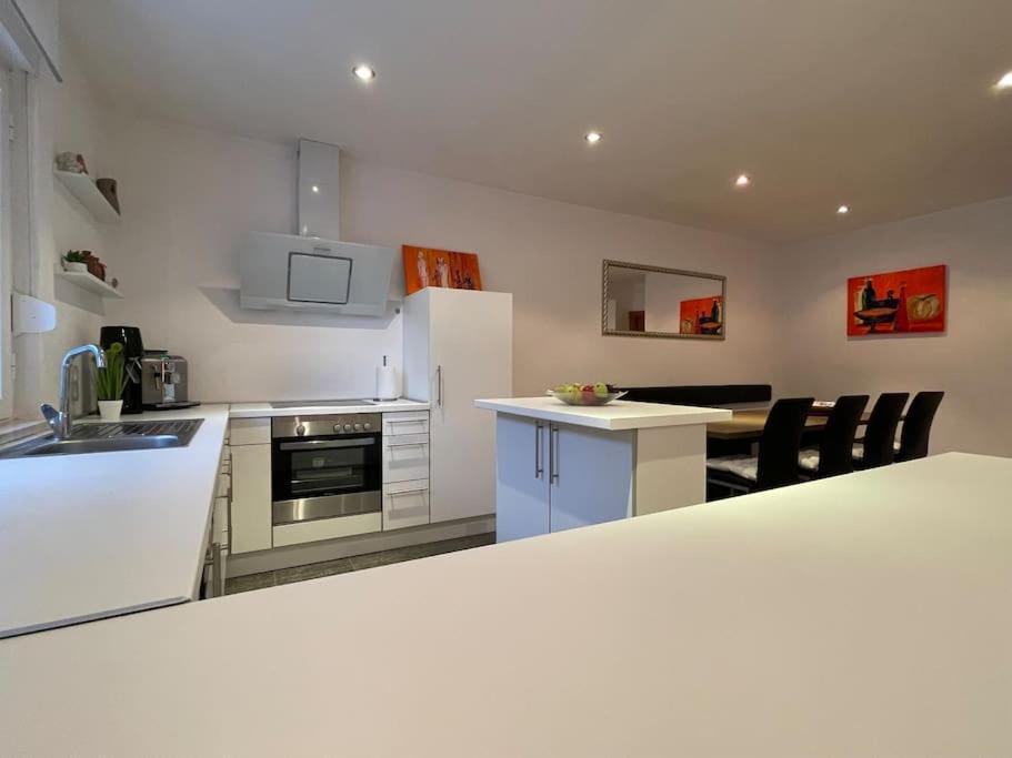 Apricot Apartment