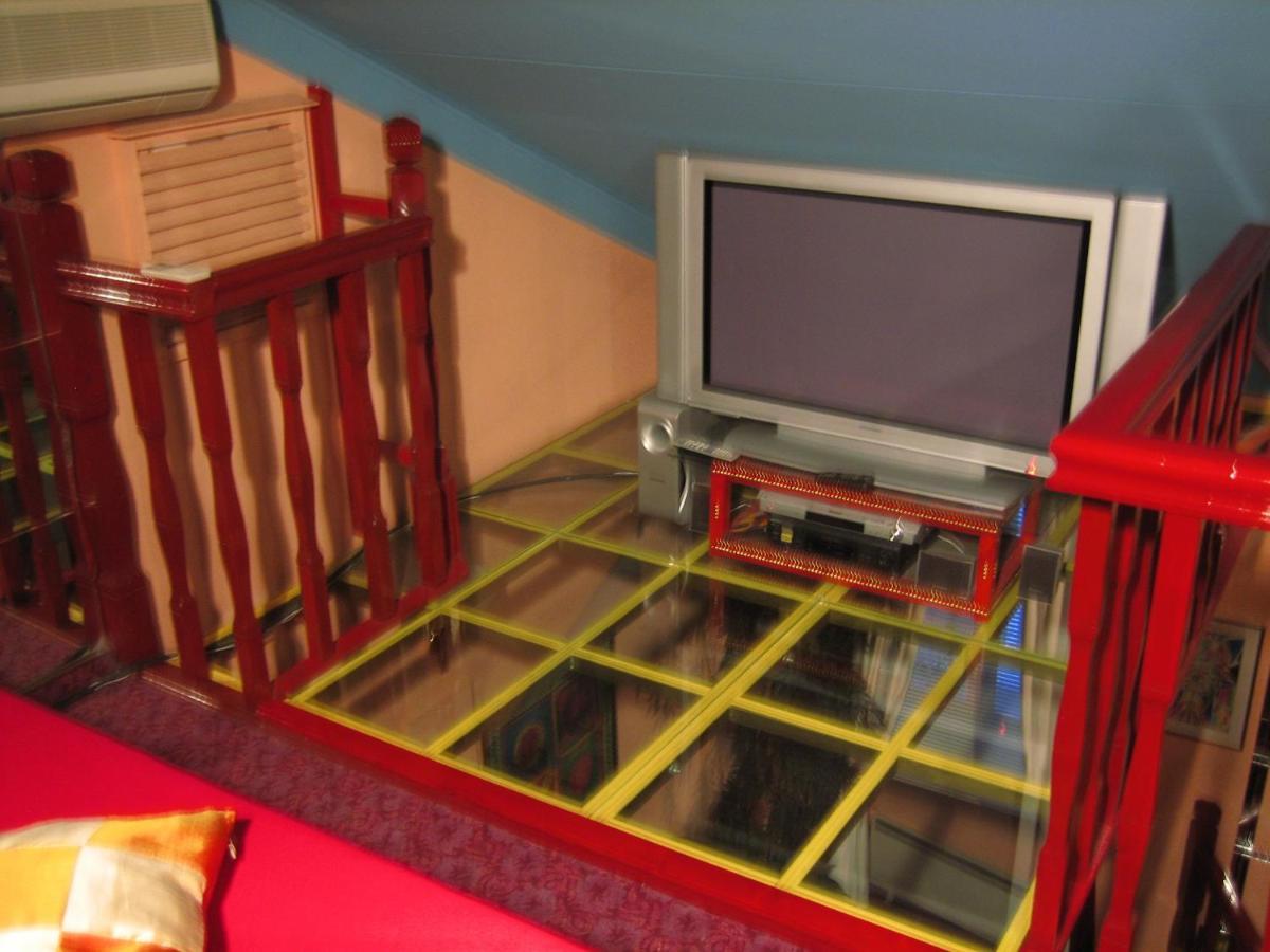 Apartment Paradiso