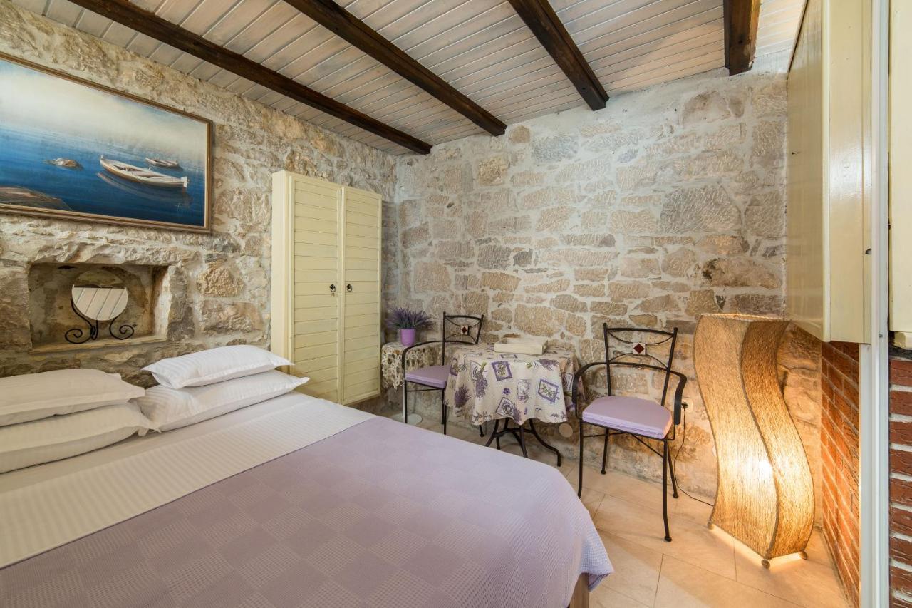 Mirula 3* Split