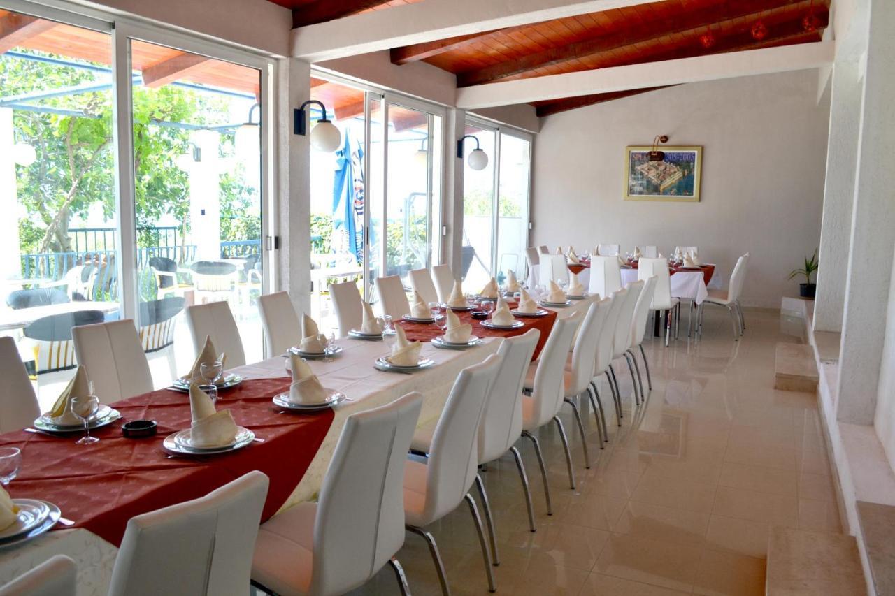 Lux Guest house 3*