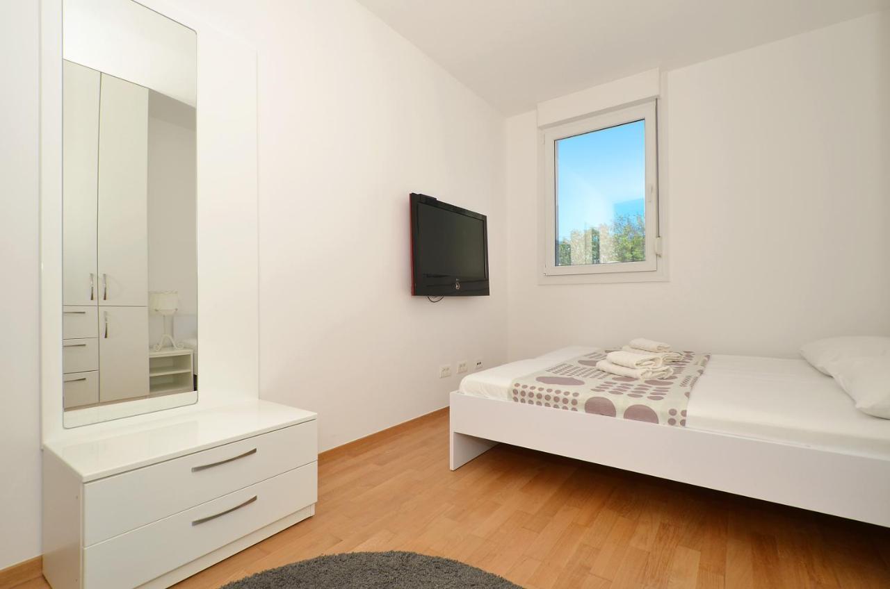 Luka Apartman