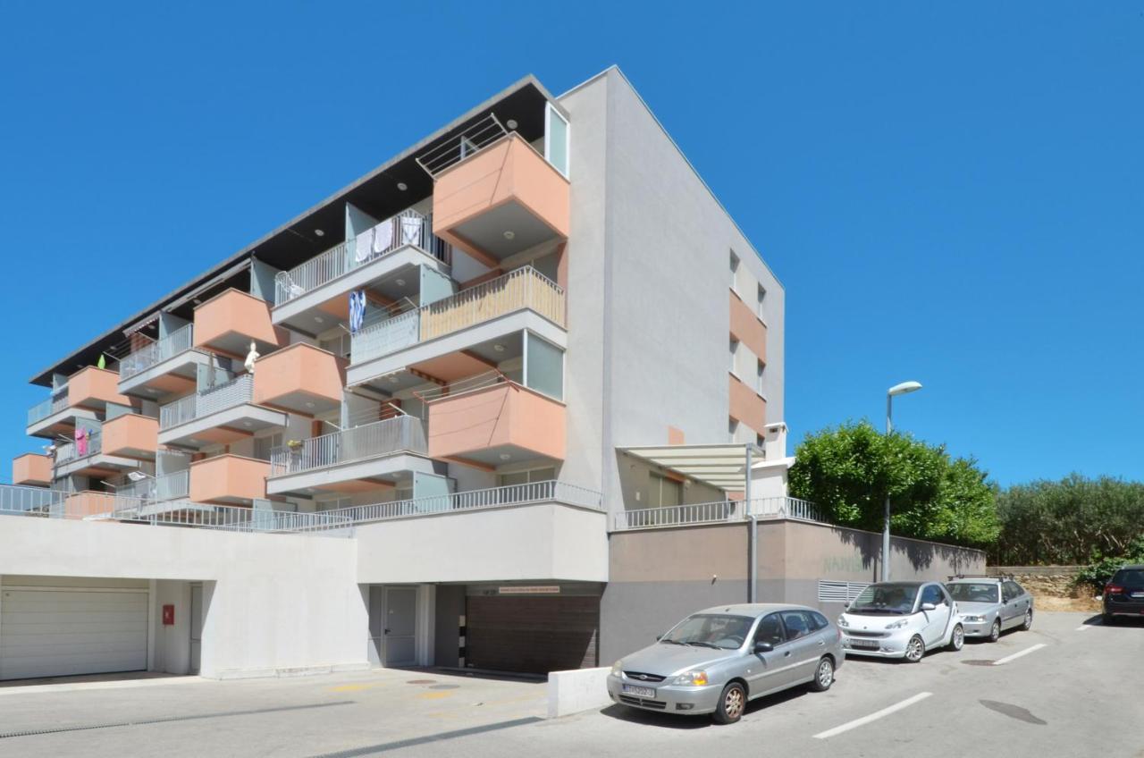 Luka Apartman