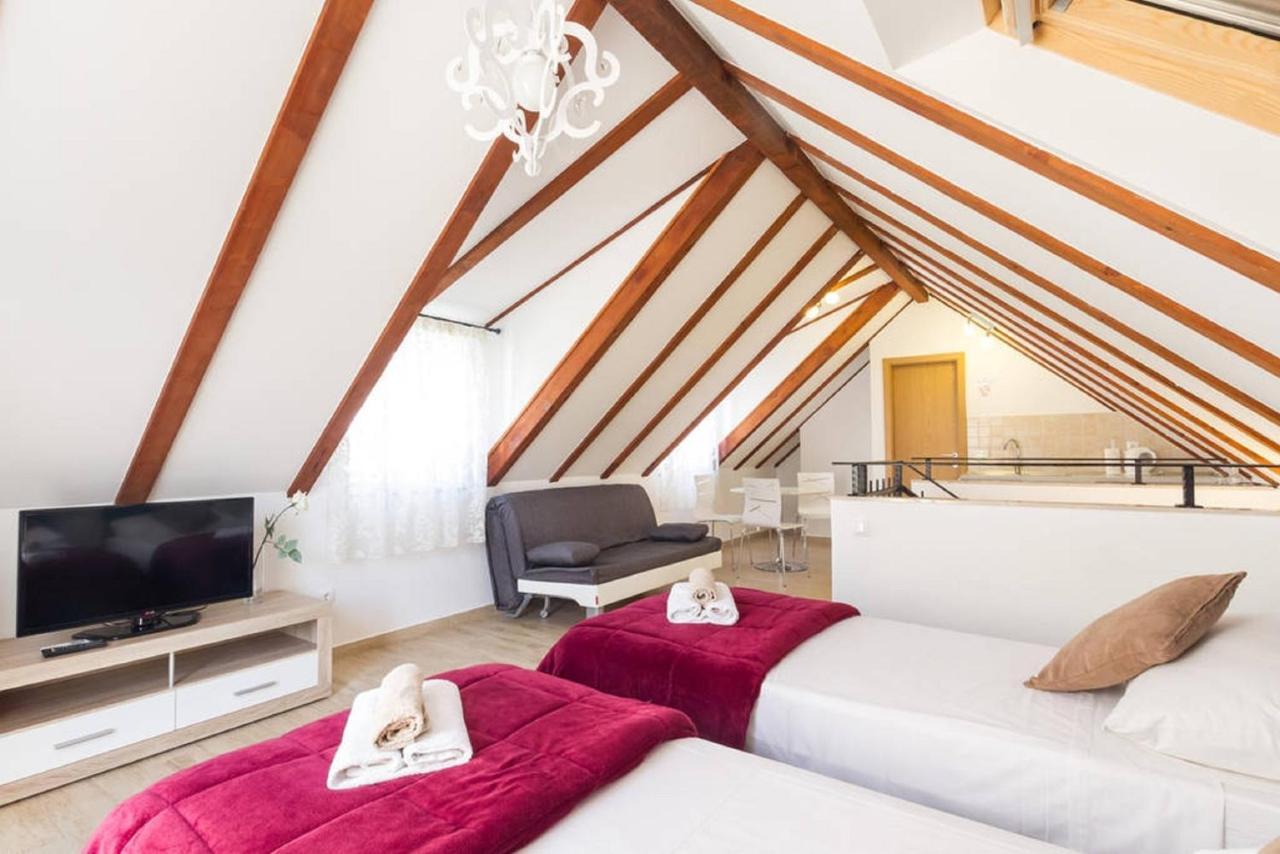 Peruzovic 2 Guest house Split