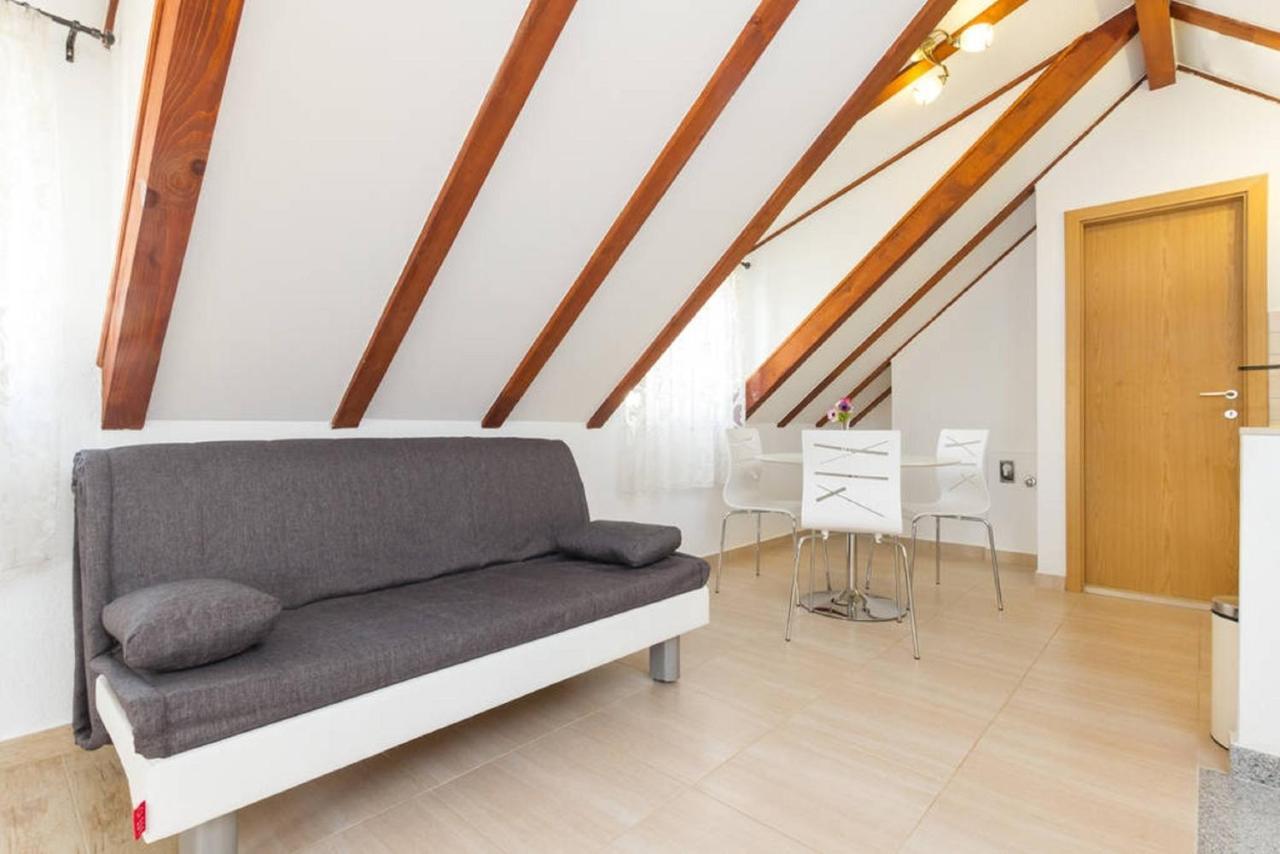 Peruzovic 2 Guest house