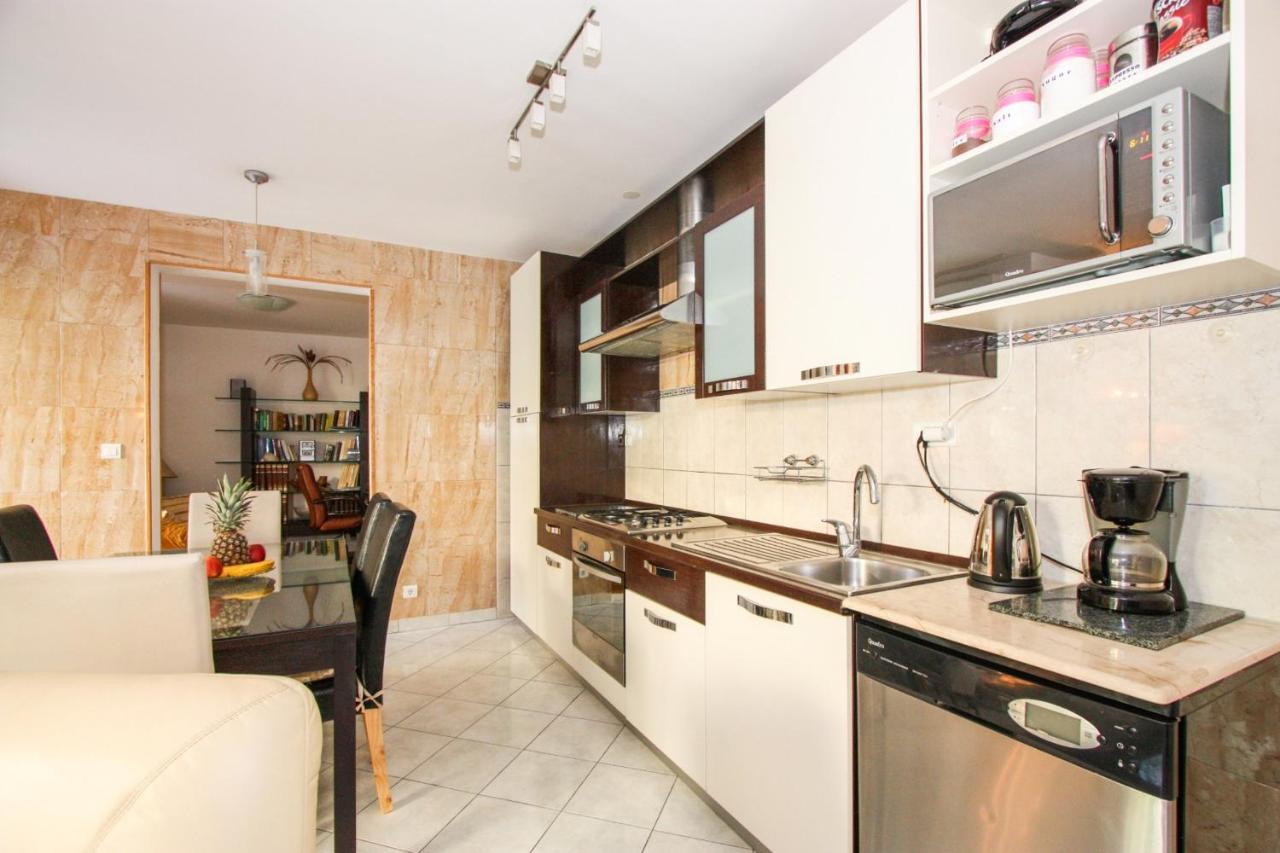 Apartment Duplex 3 With Garden And Garage Near To *