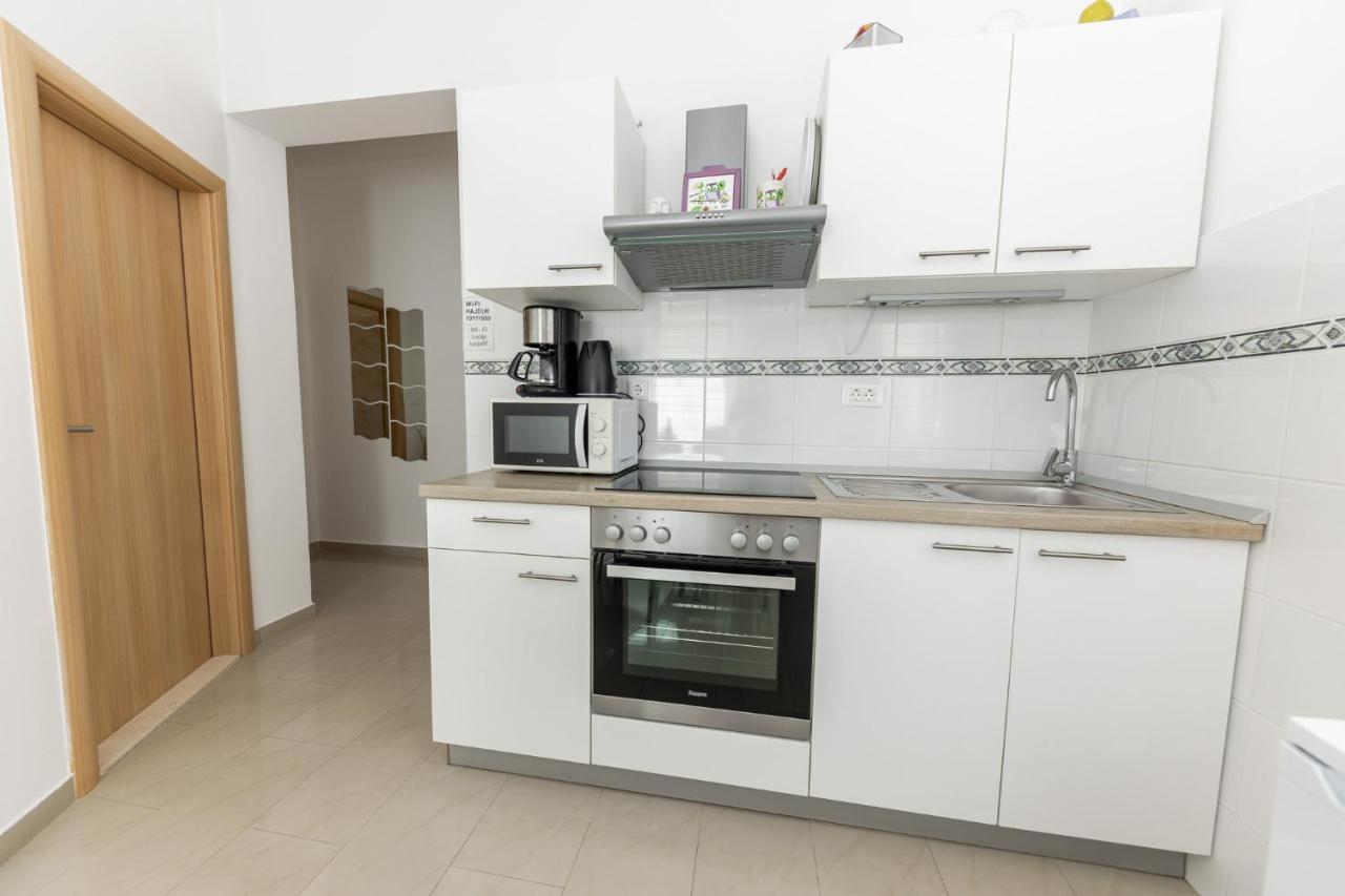Sergio 2 Apartment