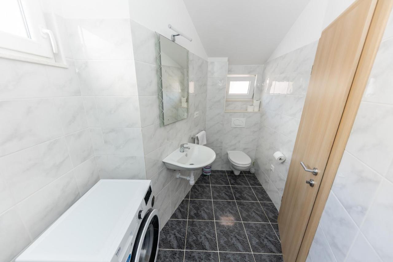 Apartamento Sergio 2 *