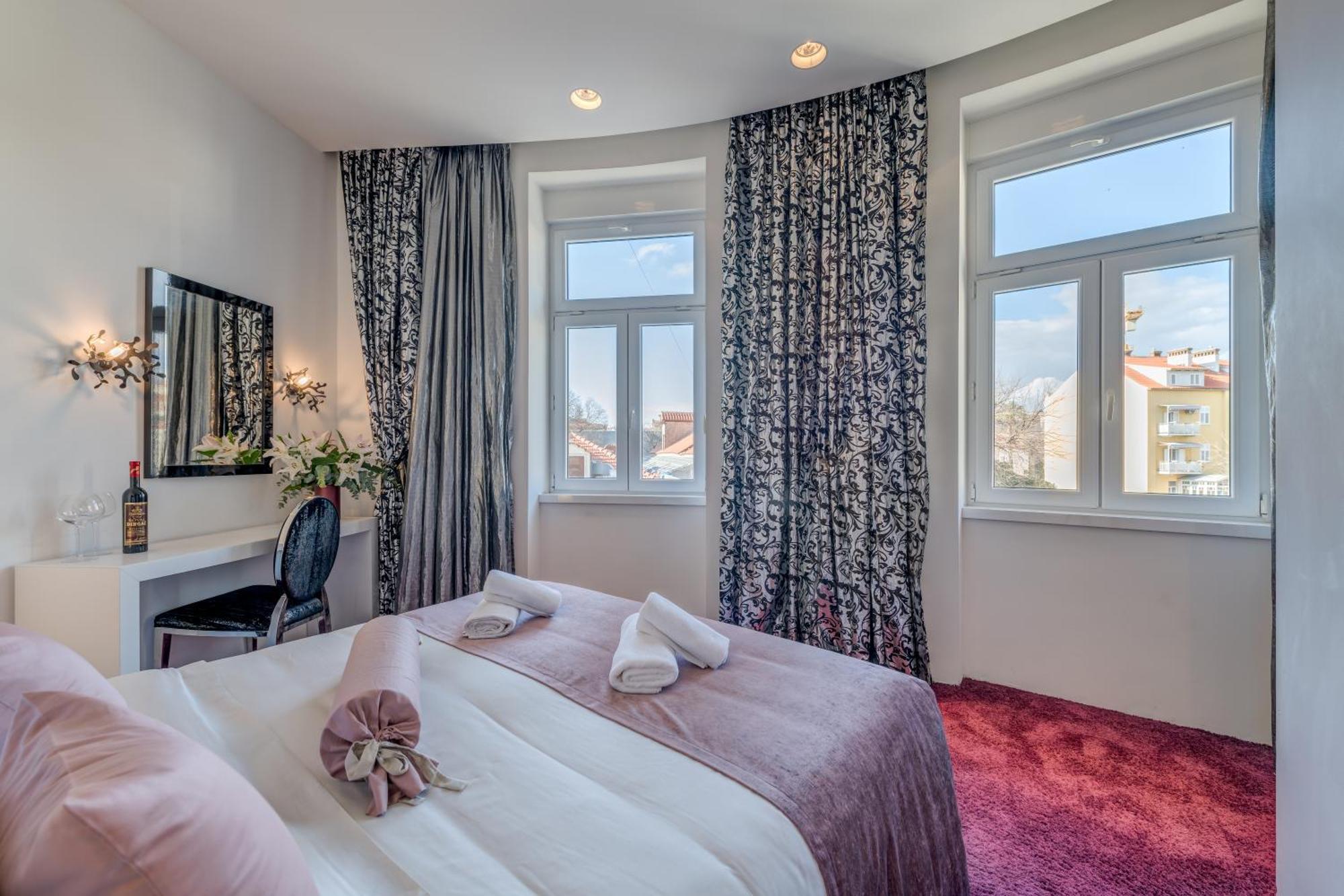 Starlight Luxury Guest house 4*