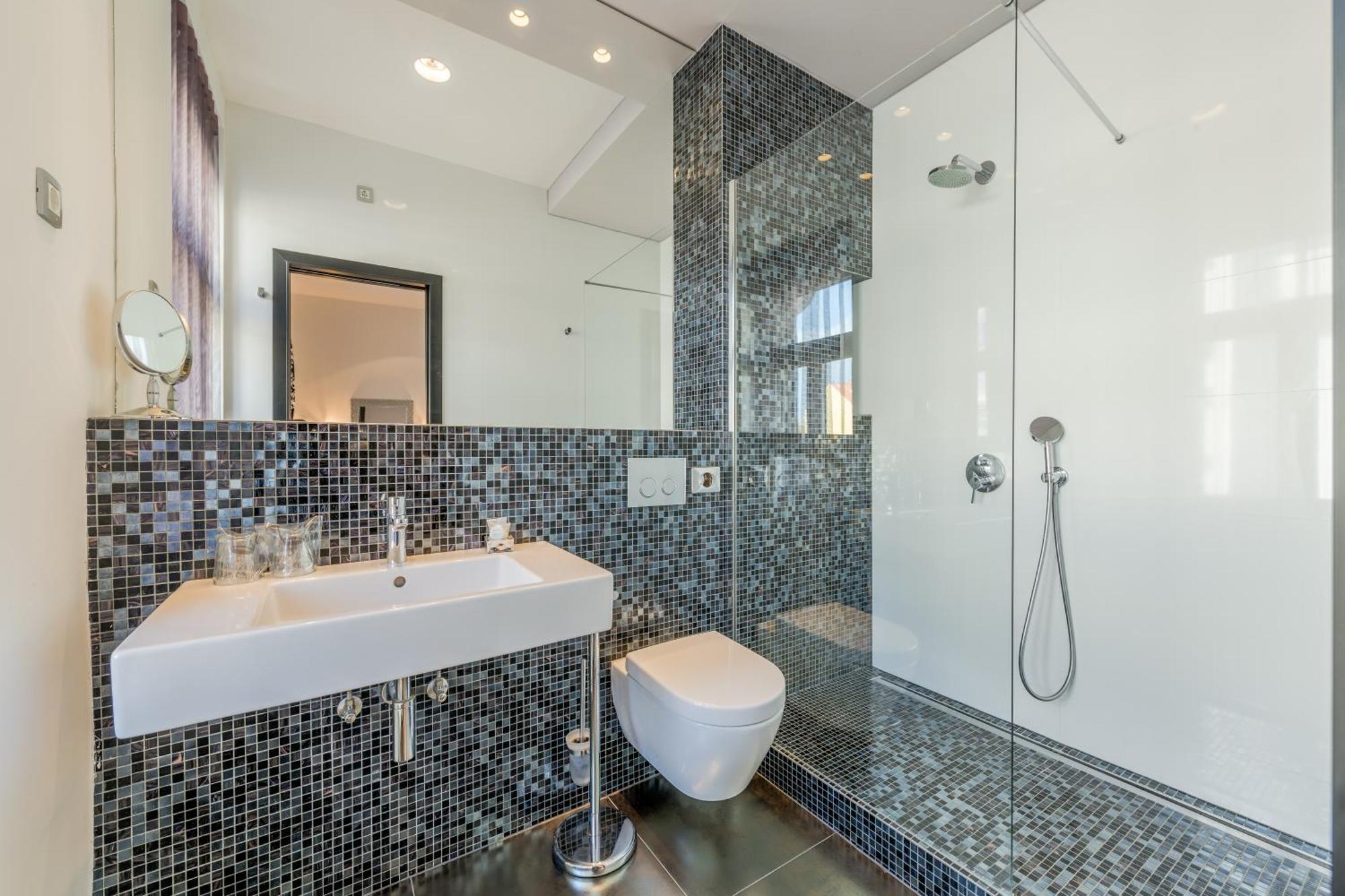 Starlight Luxury
