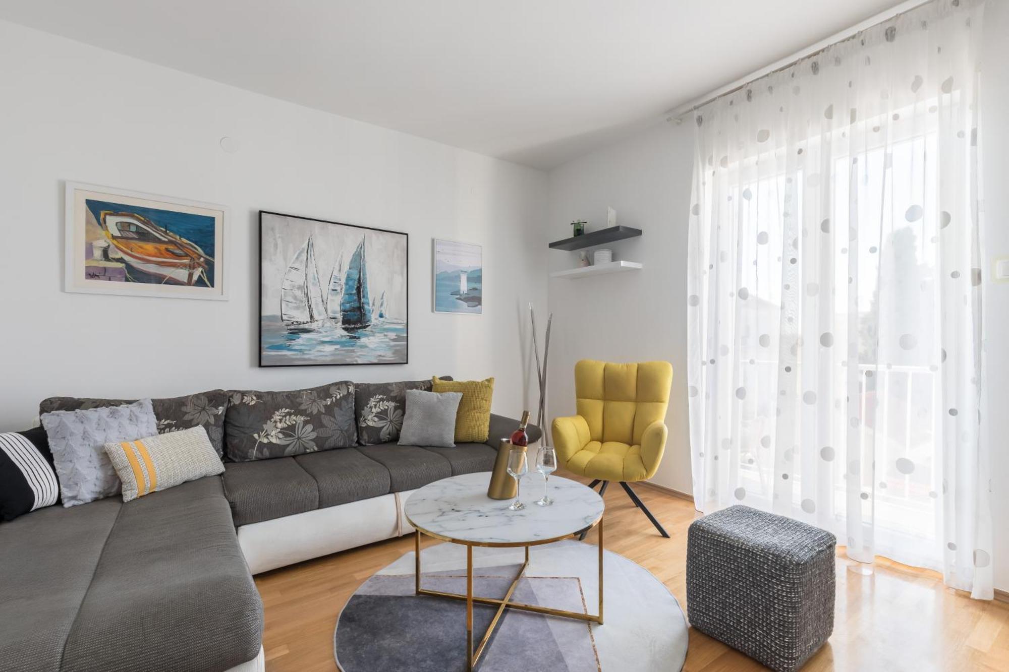 Apartment Place