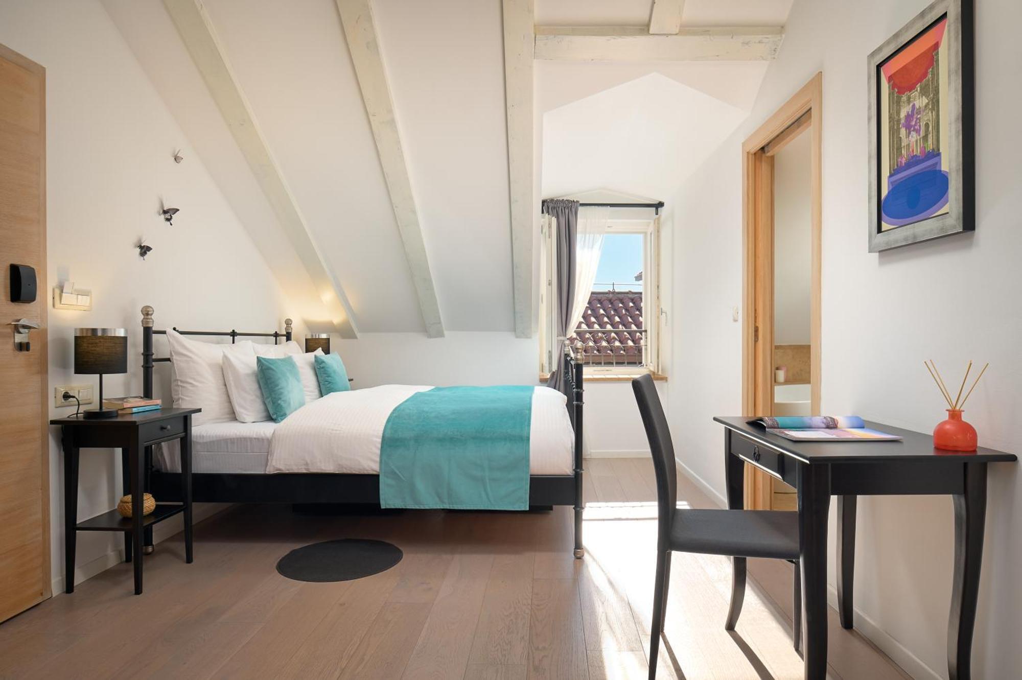 Perla Luxury 4* Split