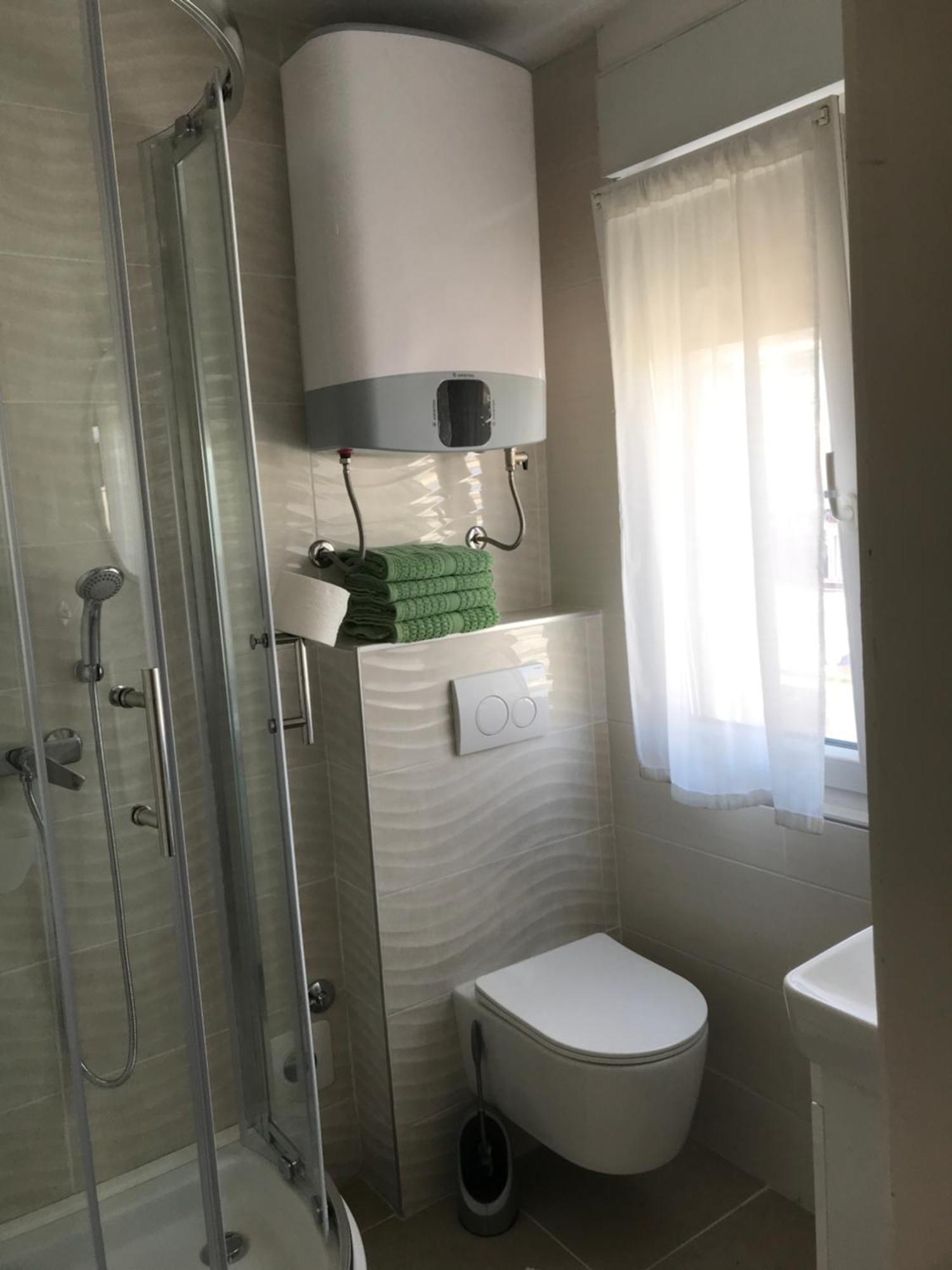 Three Bedroom Laura Apartment