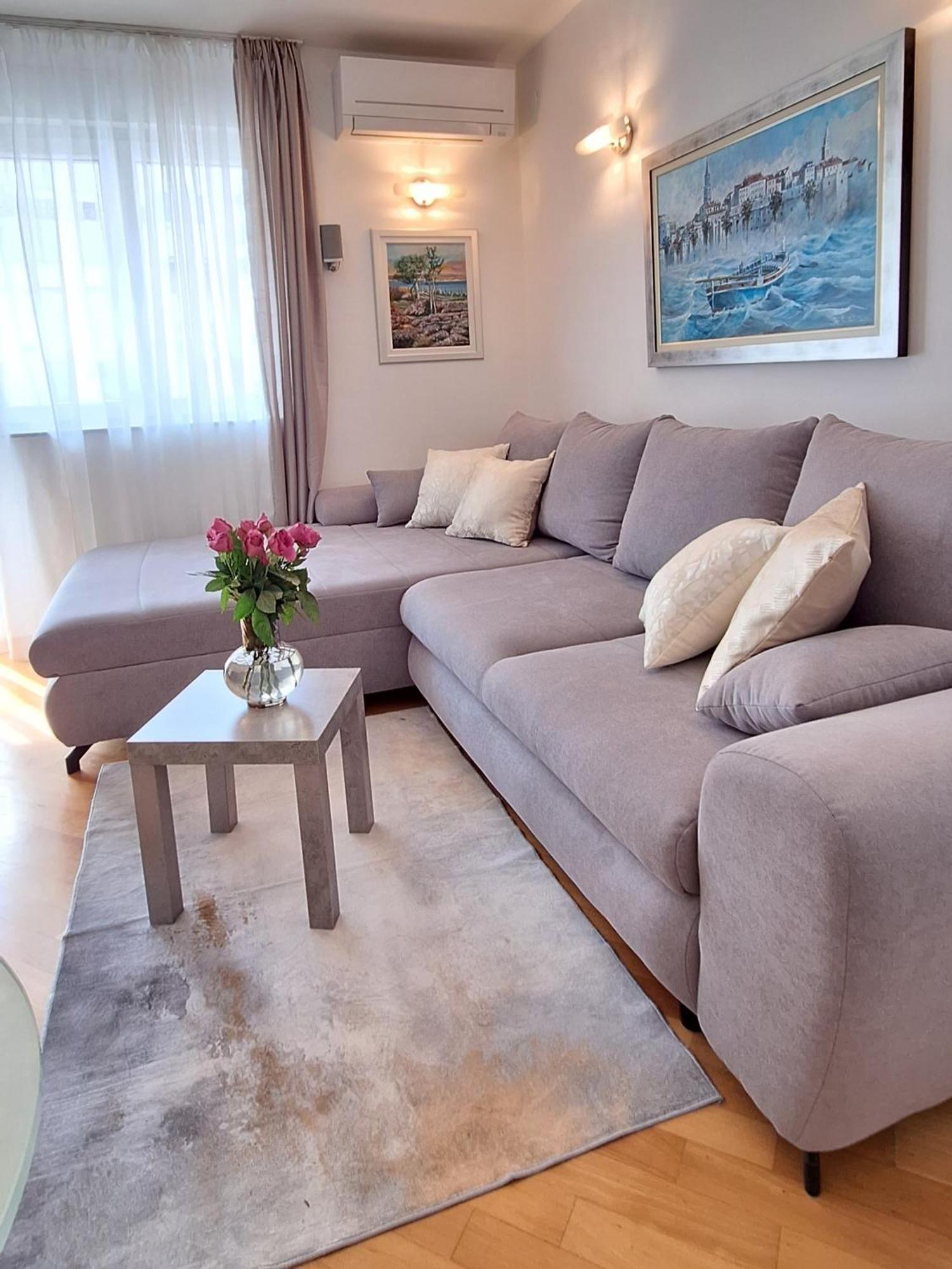 Apartment Leona