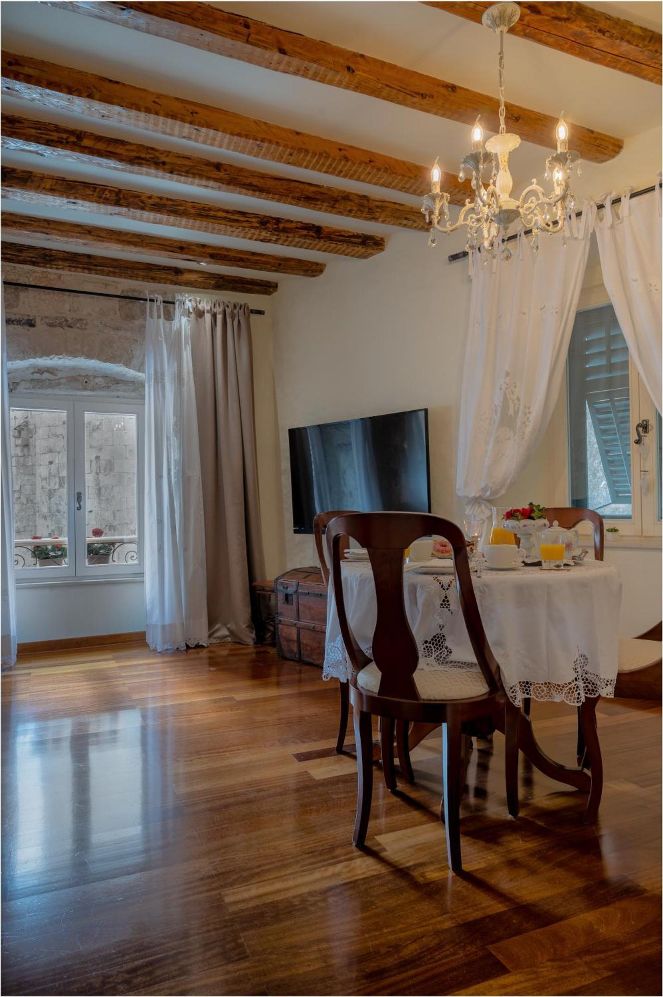 Stone Pearl Heritage Luxury Apartment *