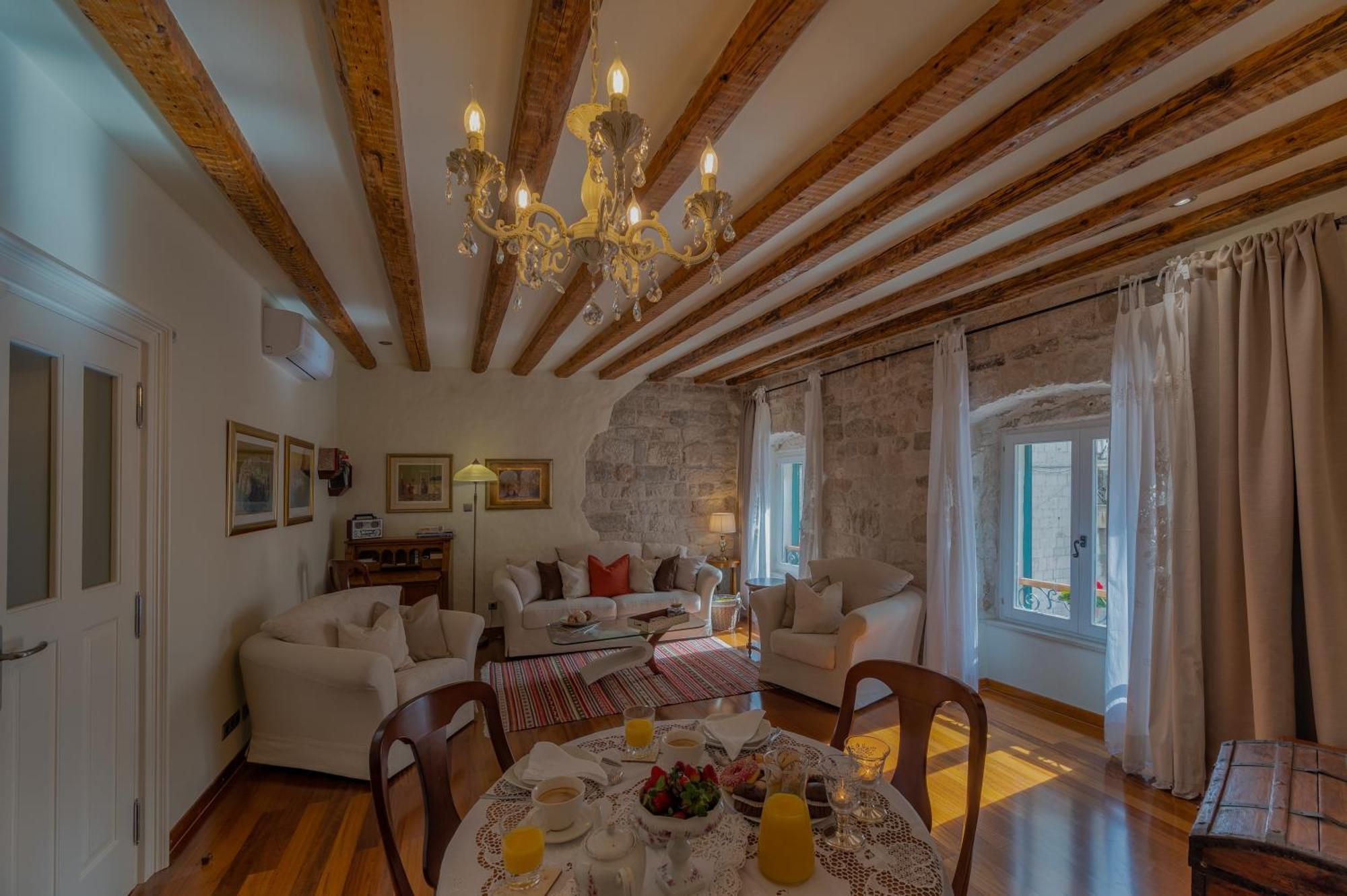 Apartment Stone Pearl Heritage Luxury *