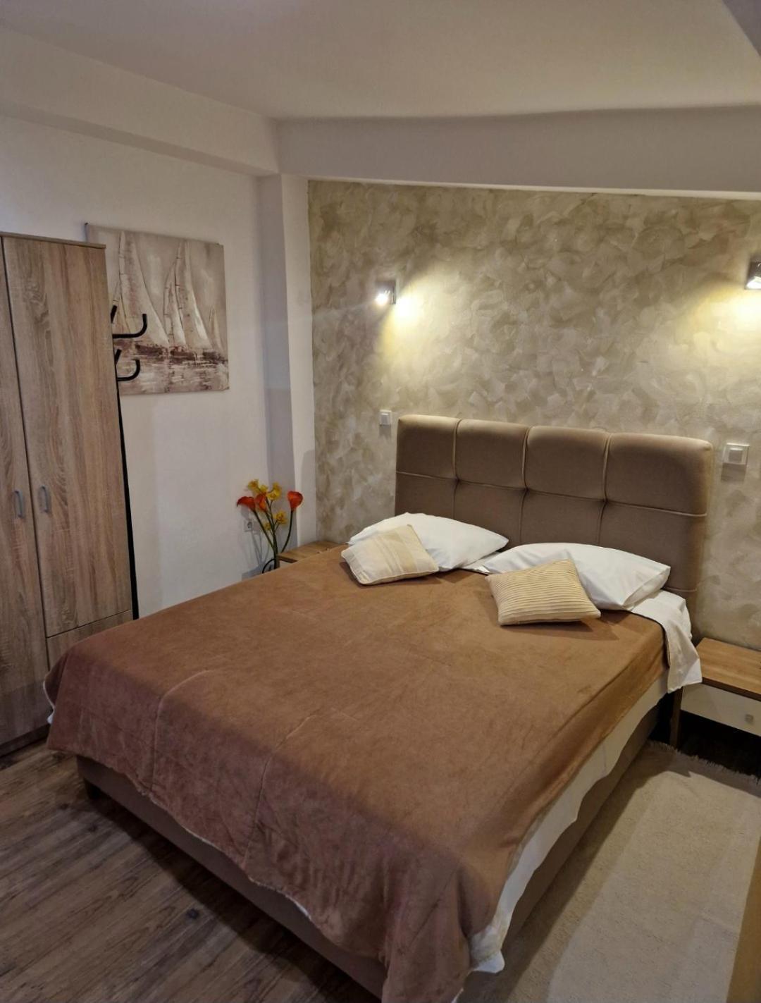 Bed & Breakfast The Garden &