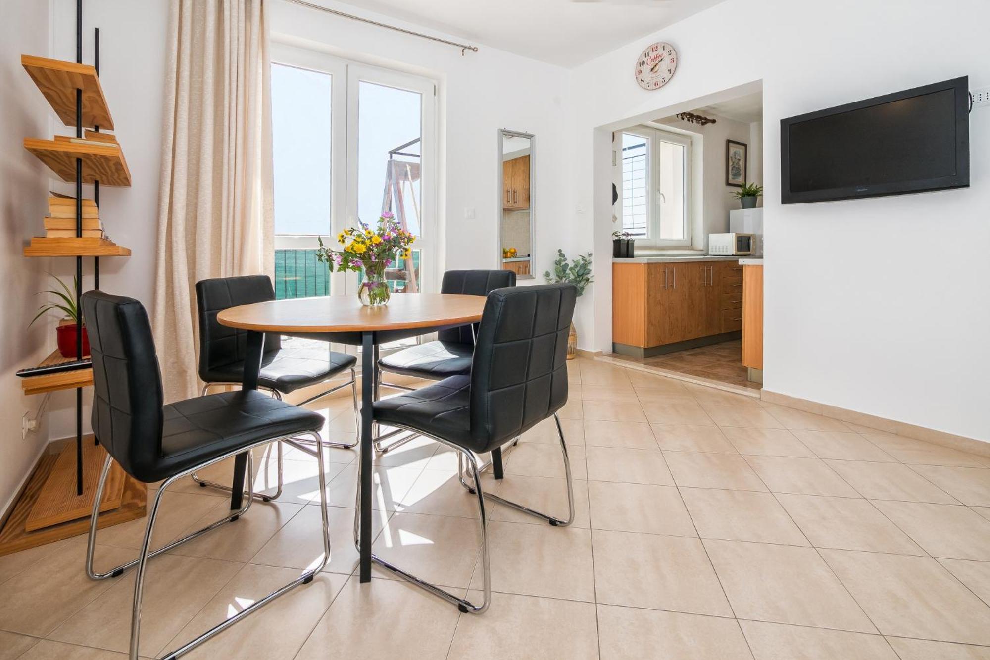 La Le With Big Terrace Apartment