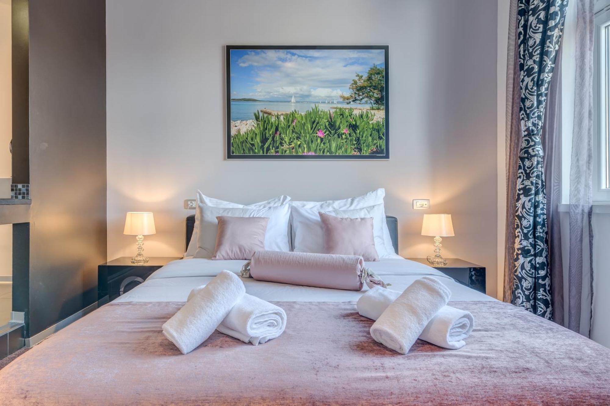 Guest house Starlight Luxury 4*