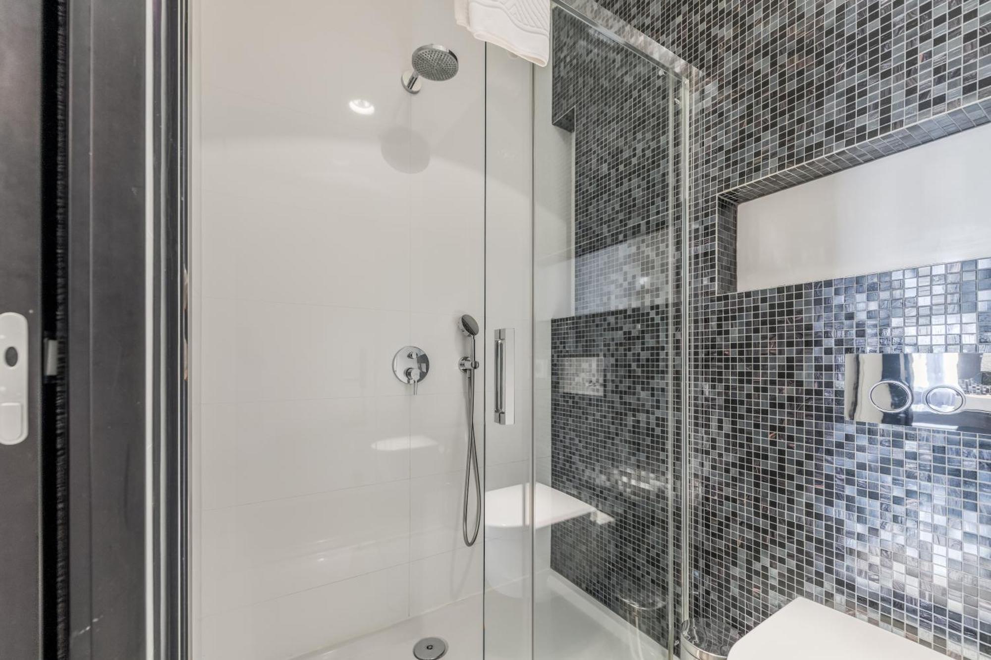 Guest house Starlight Luxury 4*