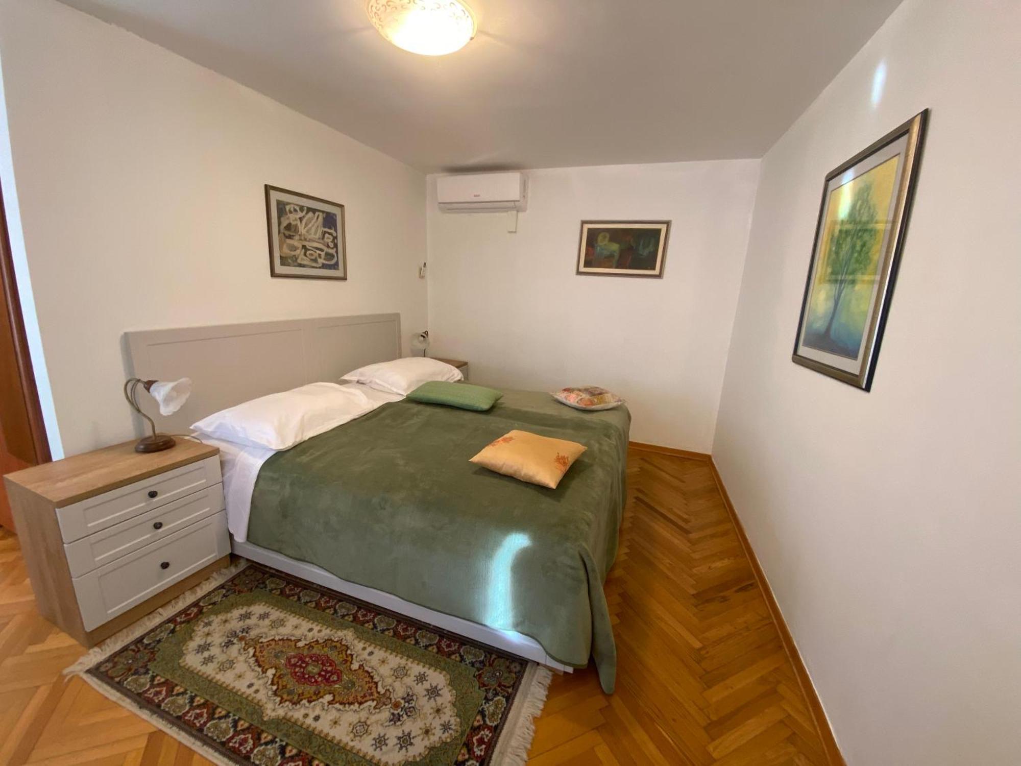 Base Gostinjska kuća 3*