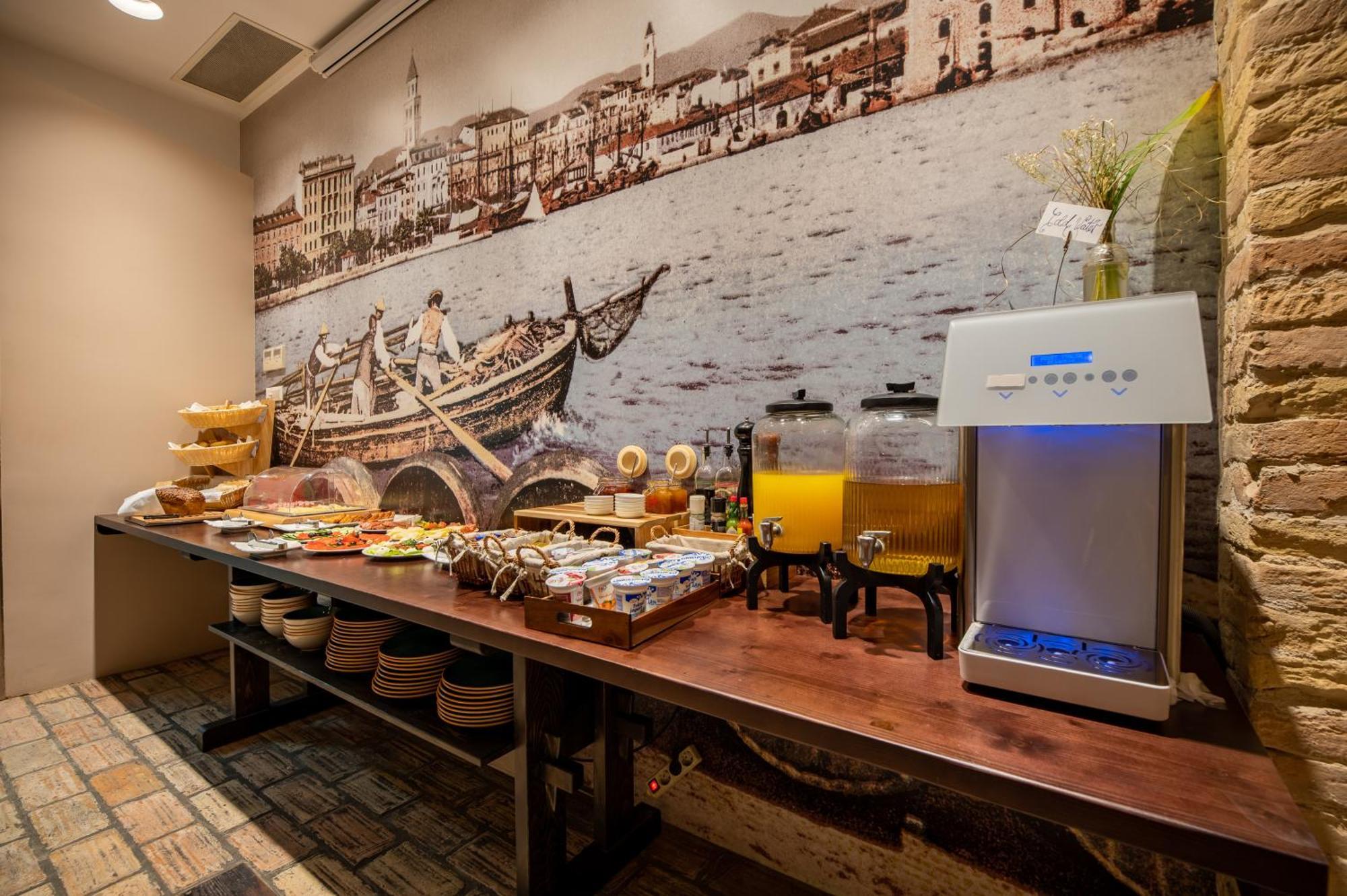 Casa de hóspedes Azur Luxury 4*