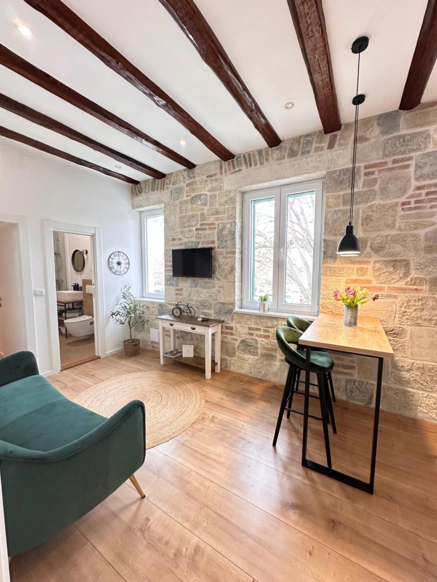 Apartment Agora *