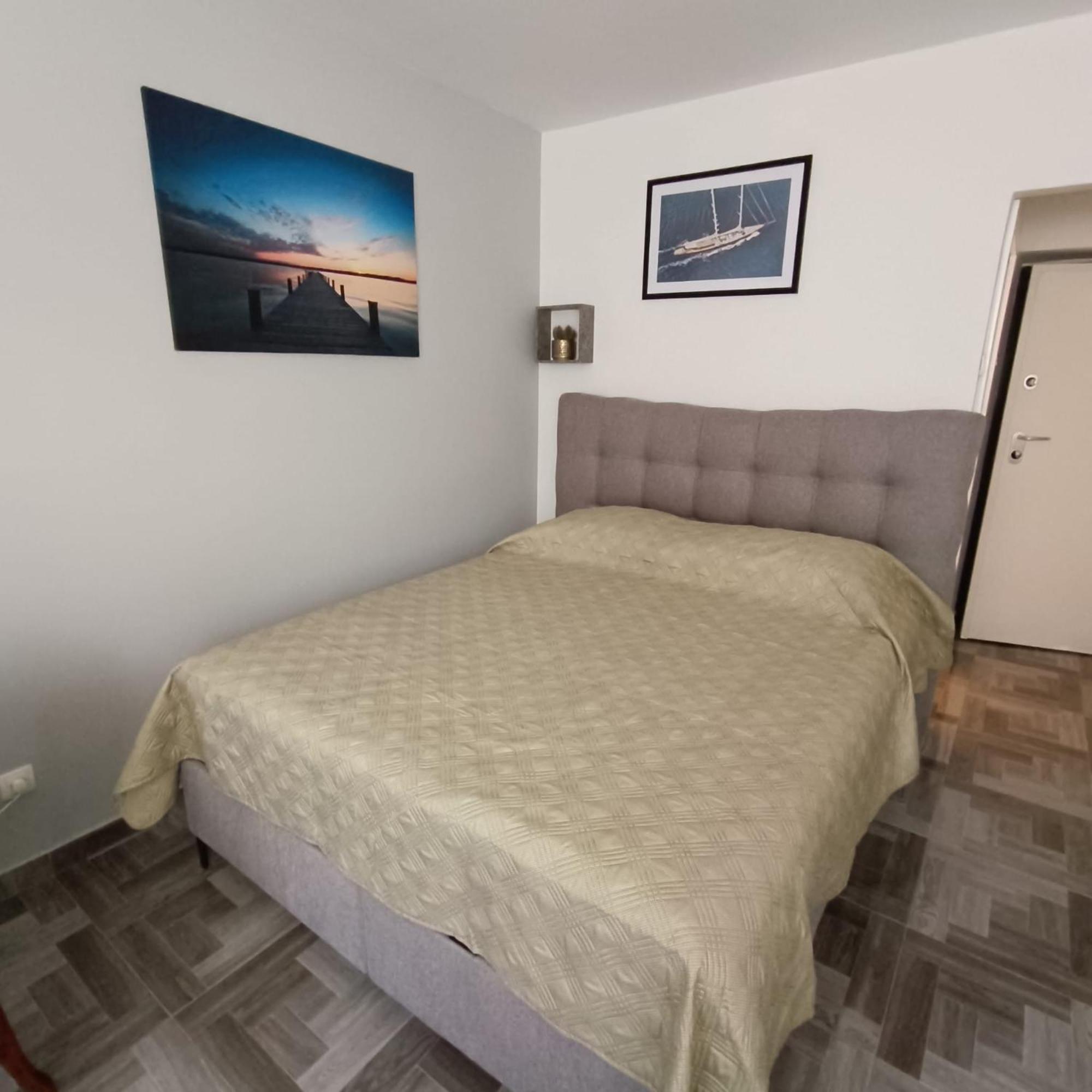 Novi Demy U Centru Splita Apartment *