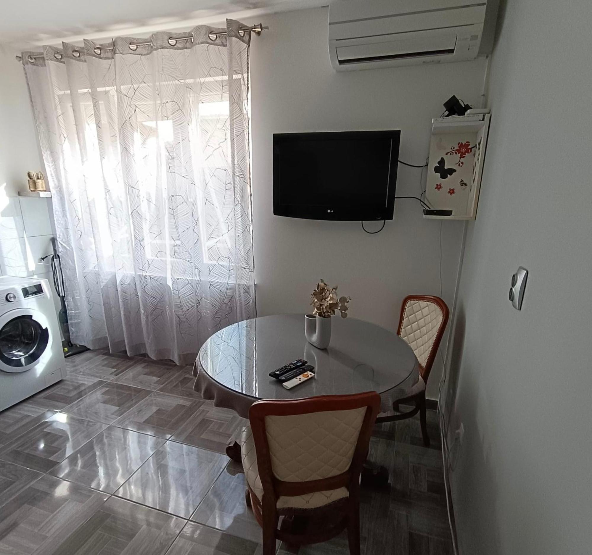 Novi Demy U Centru Splita Apartment