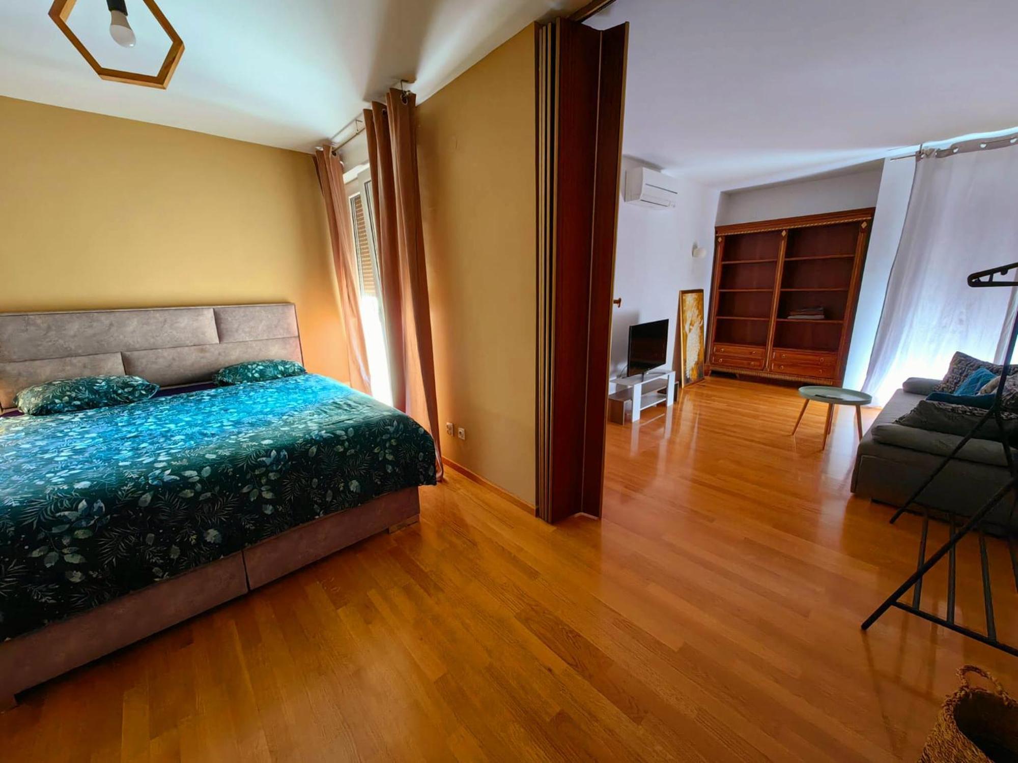 Appartement Beautiful Large Apartment, Walk To Beach