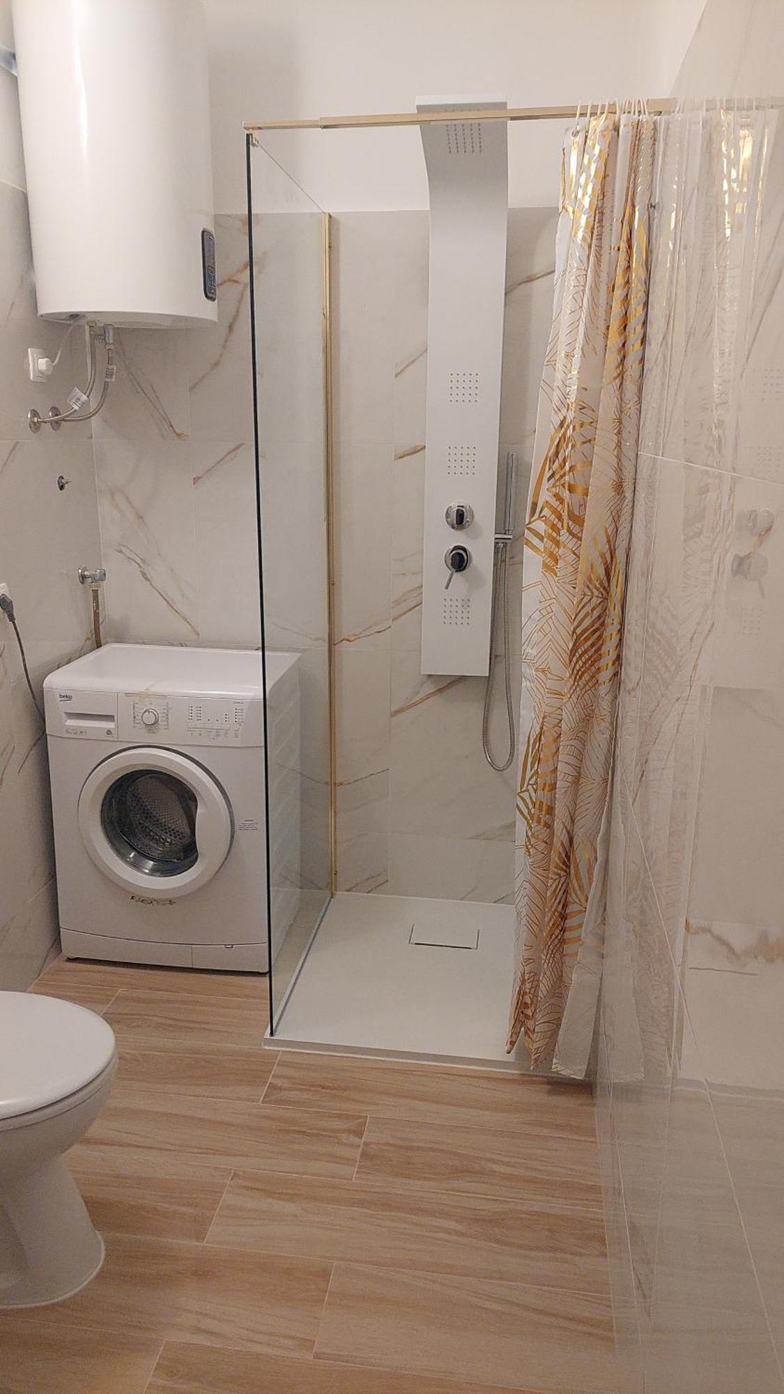 Golden Star Apartamento