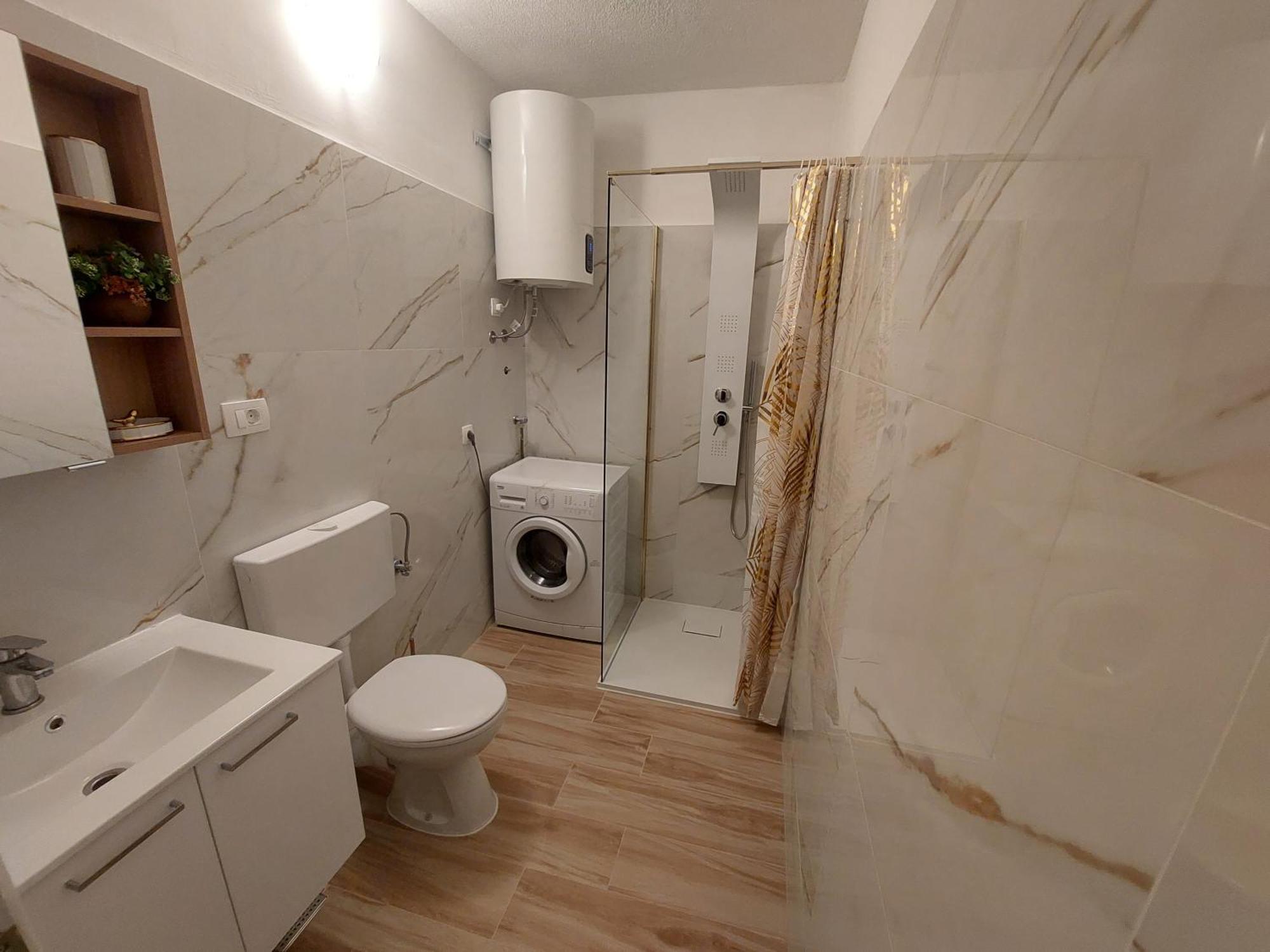Apartamento Golden Star Split