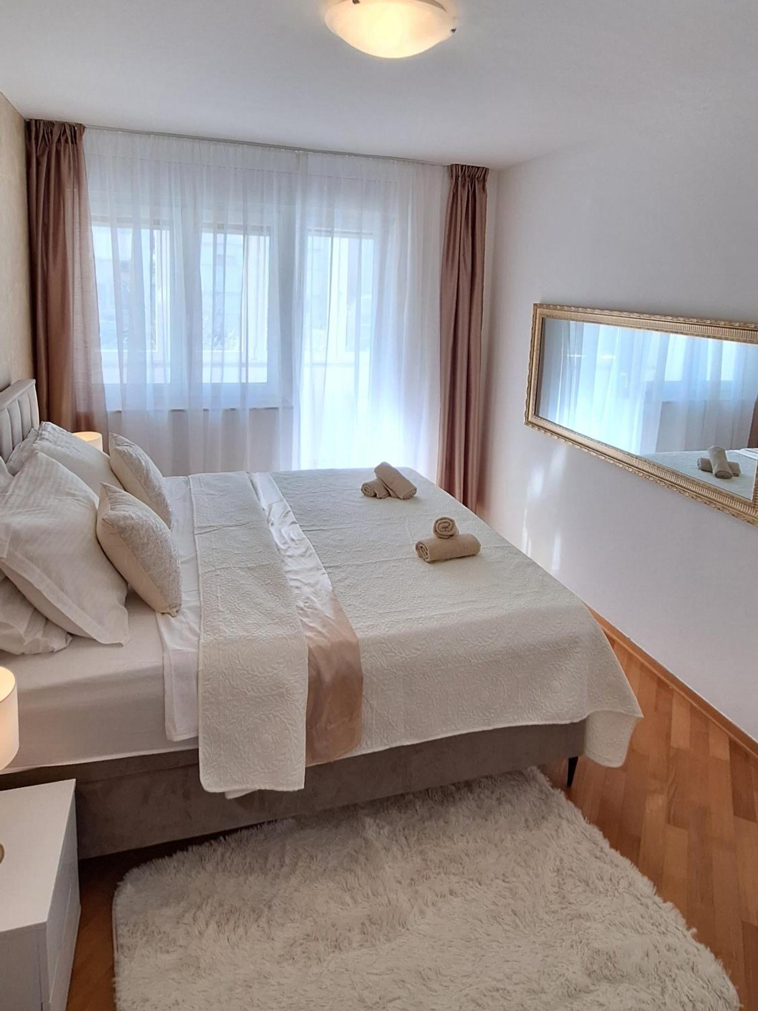 Apartment Leona