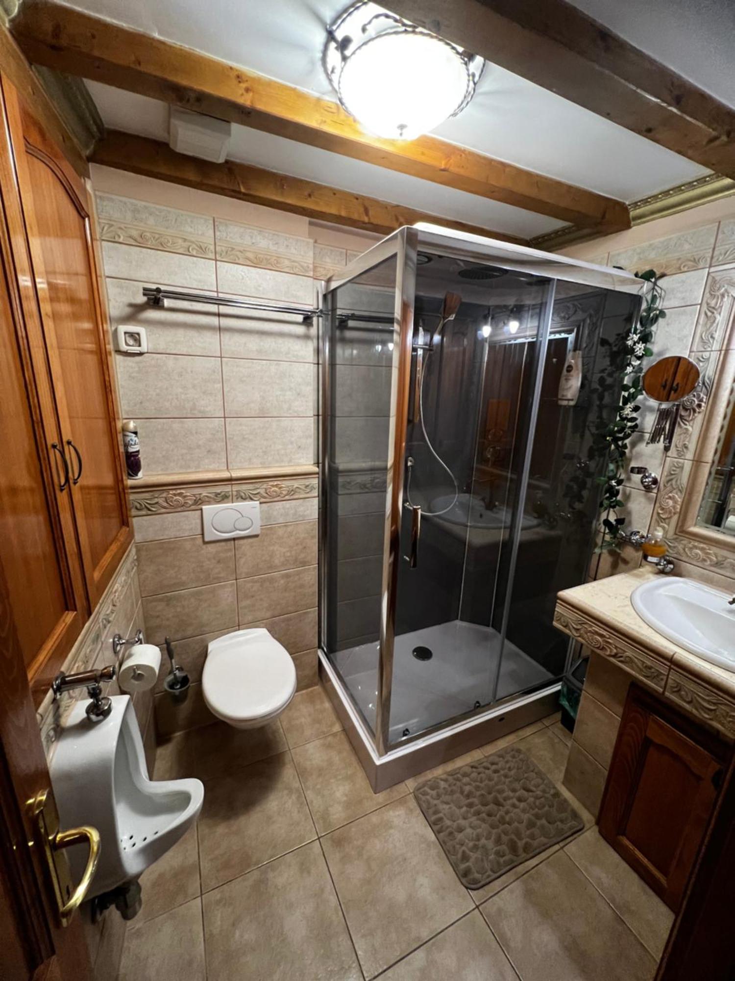 Superior Luxury Apartment