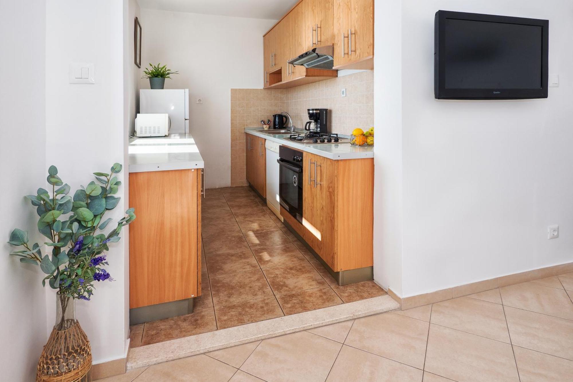 La Le With Big Terrace Apartment *