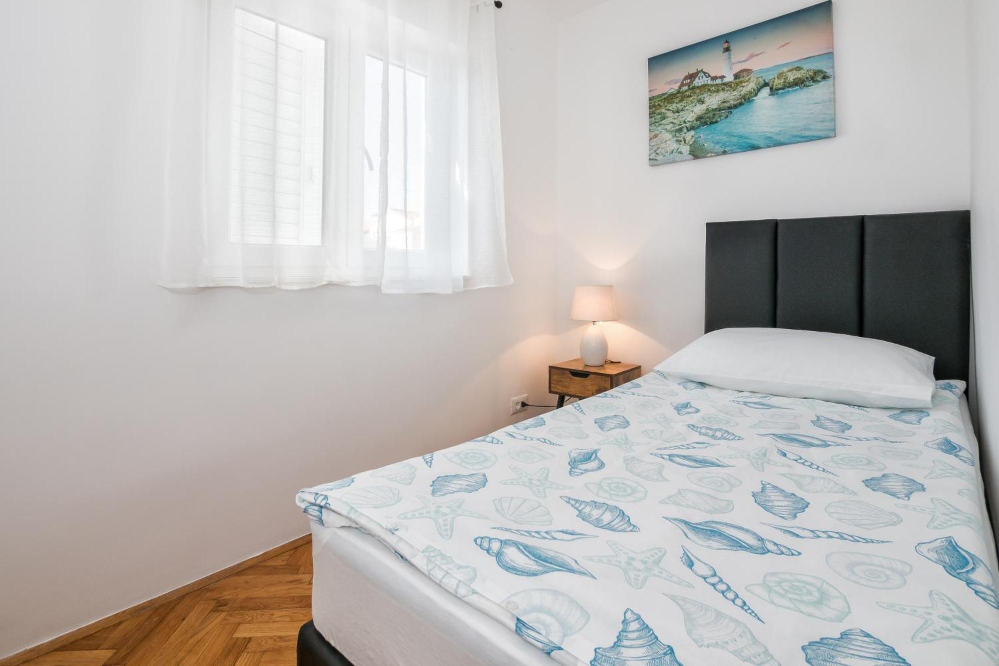 La Le With Big Terrace Apartment Split