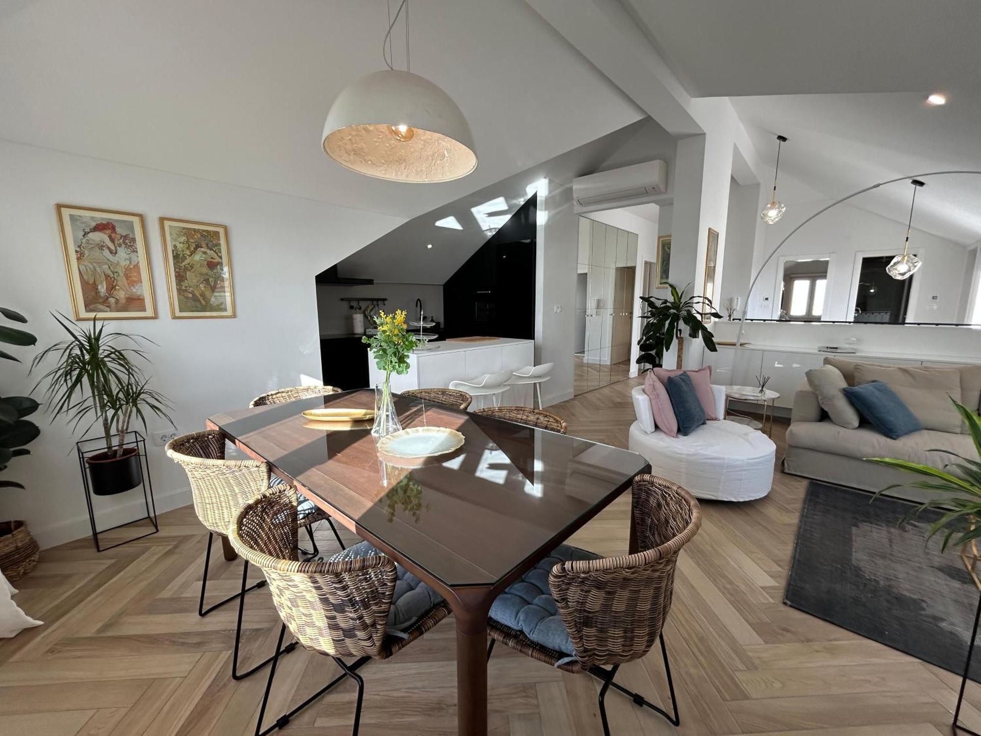 Penthouse Bavis - Brand New Luxurious 3-br - Location In The Center Next To The - Sea View - Buralux Properties Apartamento Split